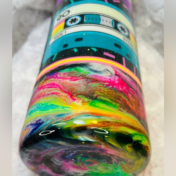 30oz stainless steel tumbler. Hogg brand. Handmade. - Picture 4 of 5